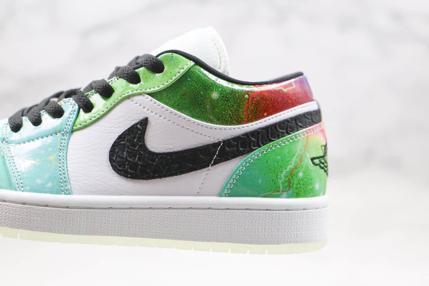乔丹Air Jordan 1 Low纯原版本低帮AJ1星云扎染渐变图案内置气垫原盒原标 货号：CW7310-909