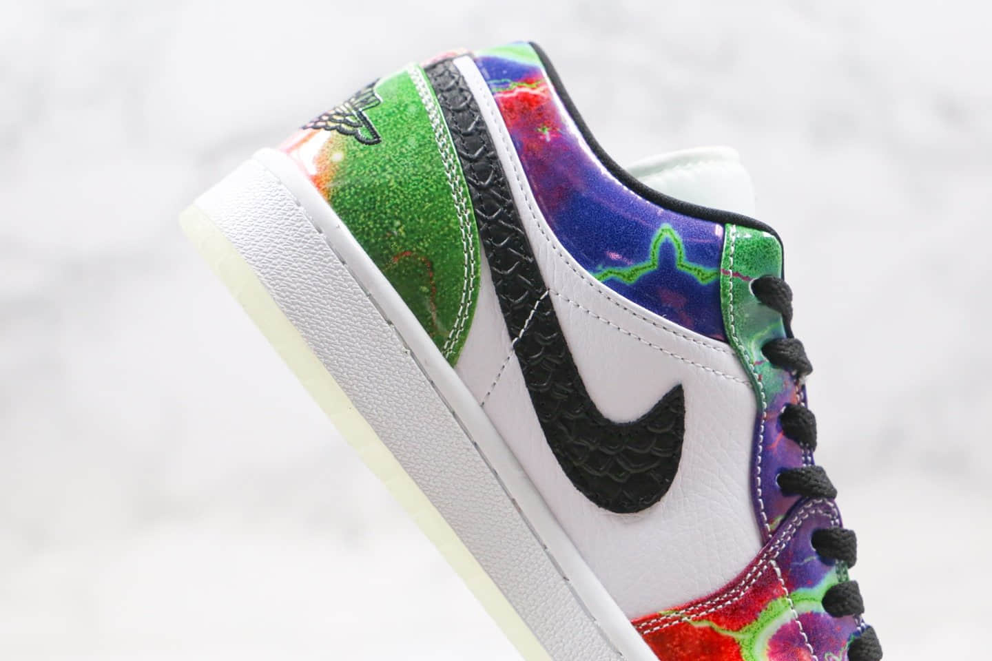 乔丹Air Jordan 1 Low纯原版本低帮AJ1星云扎染渐变图案内置气垫原盒原标 货号：CW7310-909