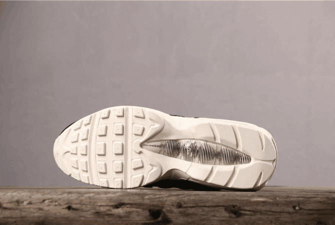 Nike Air Max 95 TT PRM黑白红棕 耐克子弹系列95串标公司级慢跑鞋 货号:AJ4077-002