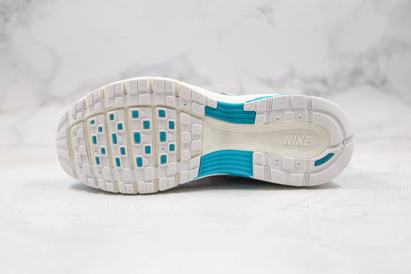 耐克Nike P-6000纯原版本复古运动老爹鞋粉蓝色原楦头纸板打造原盒原标 货号:CK2961-031