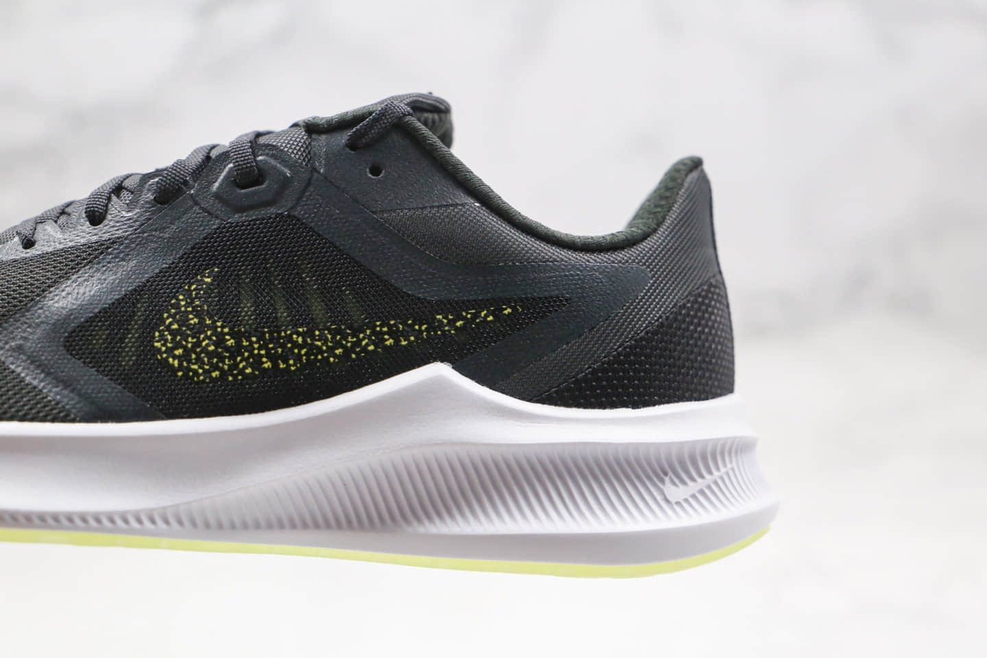 耐克Nike Downshimdter 10纯原版本登月十代黑金色泼墨慢跑鞋原档案数据开发 货号:CI9983-001
