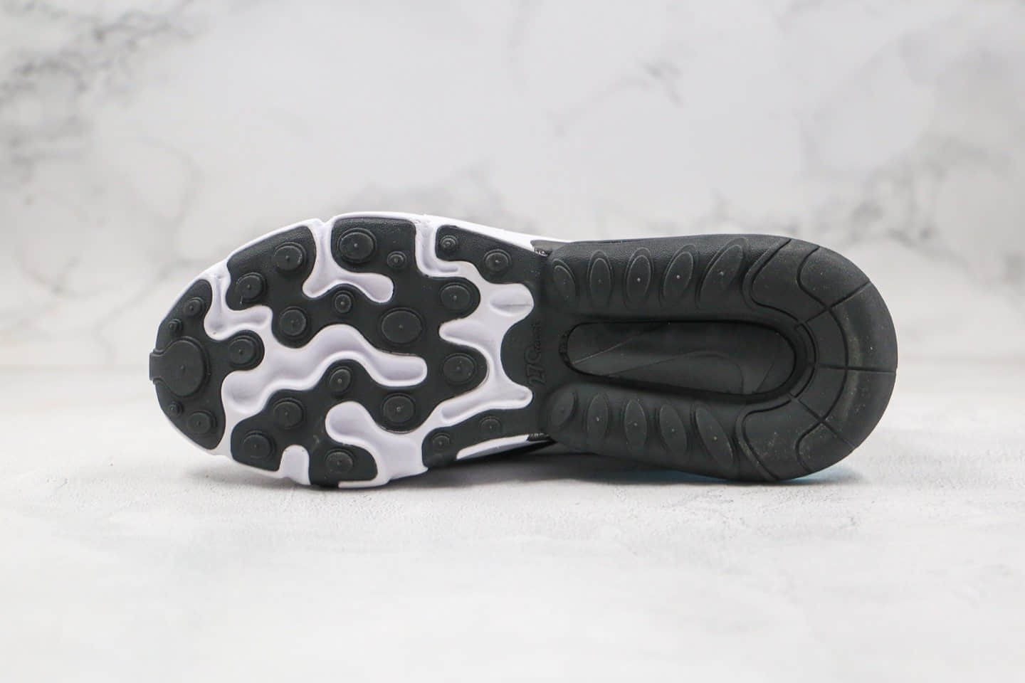 耐克Nike Air Max 270 React公司级版本机能半掌气垫跑鞋黑白蓝细节做工完全校准原鞋 货号:CT1280-101