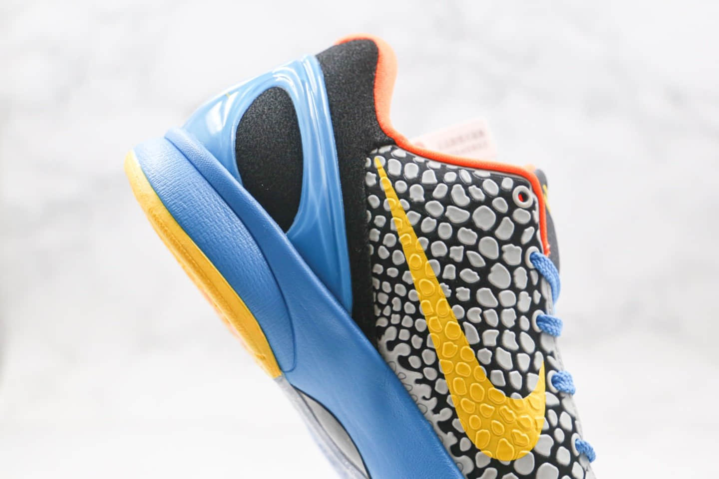 耐克Nike Kobe 6 Helicopter公司级版本科比6代鱼鳞纹蓝黄色中底真碳板 货号:429659-005