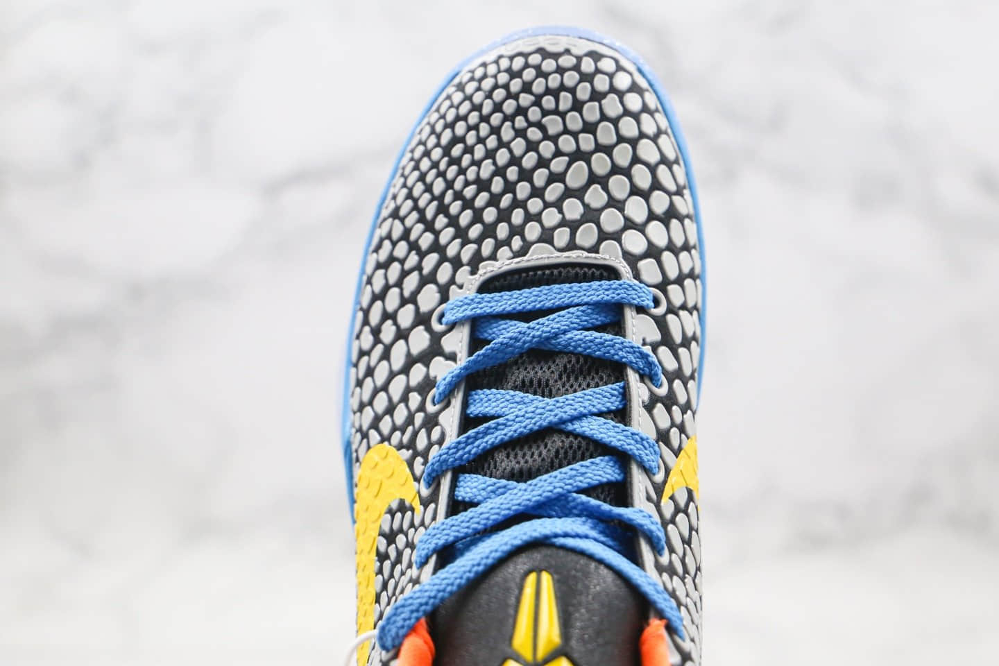 耐克Nike Kobe 6 Helicopter公司级版本科比6代鱼鳞纹蓝黄色中底真碳板 货号:429659-005