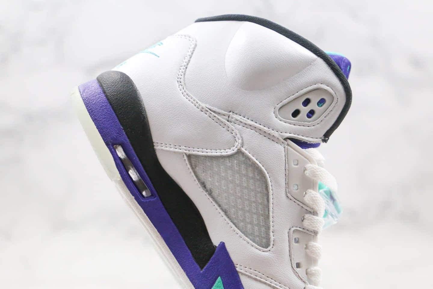 乔丹Air Jordan 5 Retro “Grape”纯原版本AJ5白紫葡萄原鞋开模区别市面通货 货号:AV3919-135