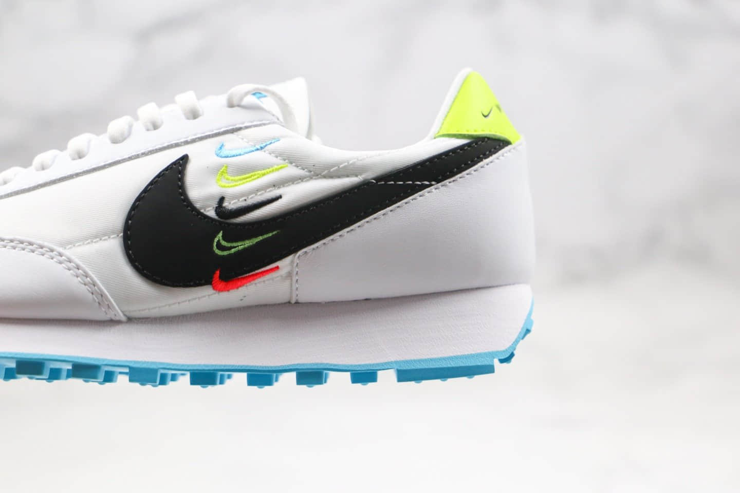 耐克Nike Daybreak Wordwide公司级版本华夫慢跑鞋白黑四钩原底原面 货号:CK2606-100