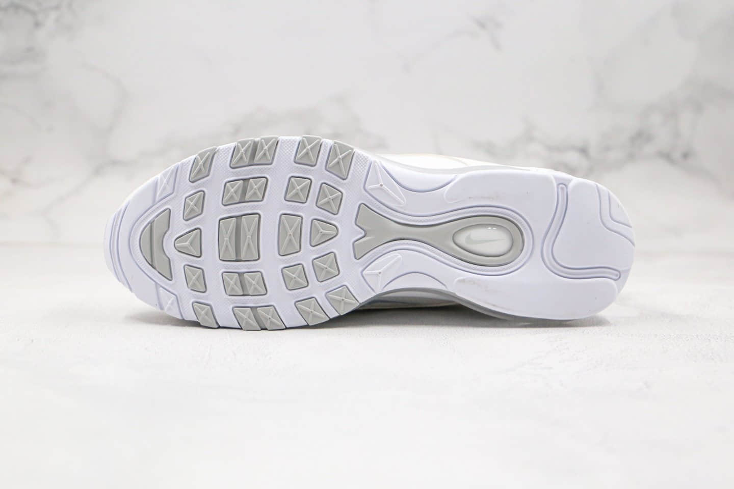 耐克Nike Air Max 97 SE纯原版本子弹头气垫鞋Max97白色内置真小潘气垫原档案数据开发 货号:921733-100