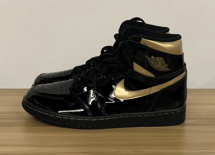 AJ1黑金漆皮最新实物细节曝光！潮人必备！ (ID:45225) - 图片1