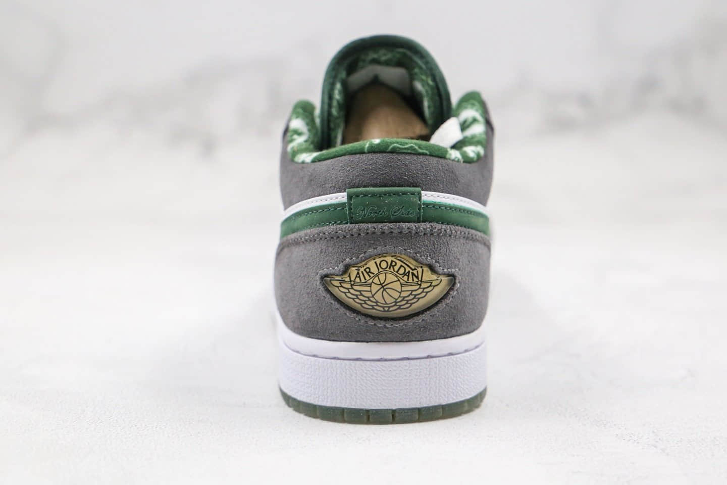 乔丹Air Jordan 1 low纯原版本低帮AJ1灰绿色麂皮配色篮球鞋内置气垫原档案数据开发 货号:309192-131