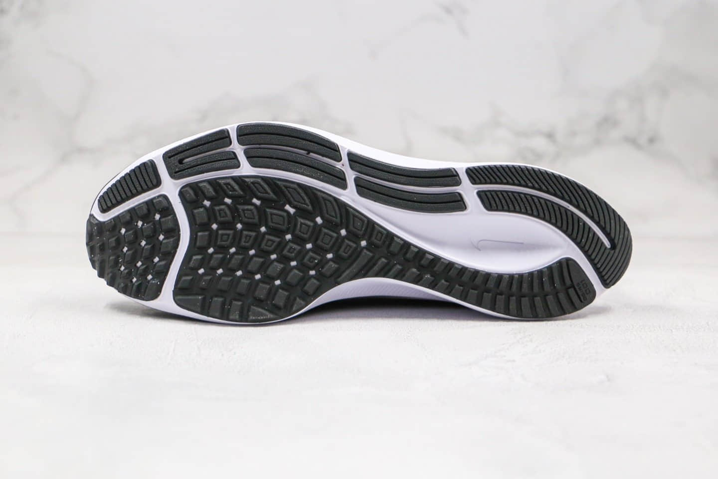 耐克Nike Air ZooM Pegasus 37 V2纯原版本登月37代黑炫彩彩虹配色跑步鞋内置Zoom气垫原盒原标 货号:CZ5923-001
