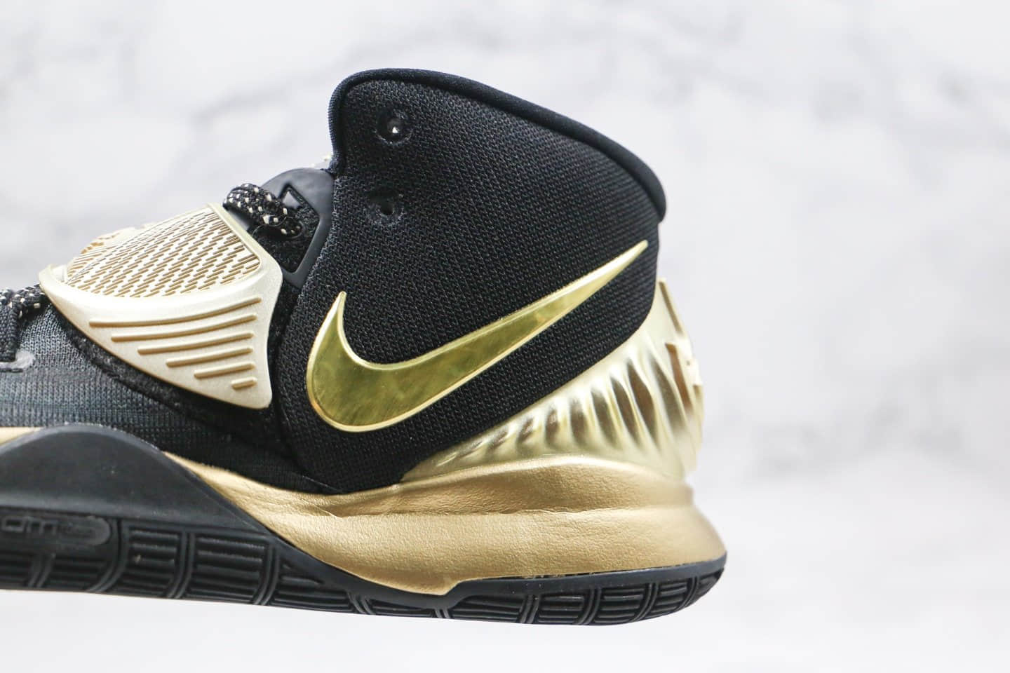 耐克Nike Kyrie 6纯原版本欧文6代黑金色实战篮球鞋原档案数据开发内置气垫支持实战 货号:BQ4630-501