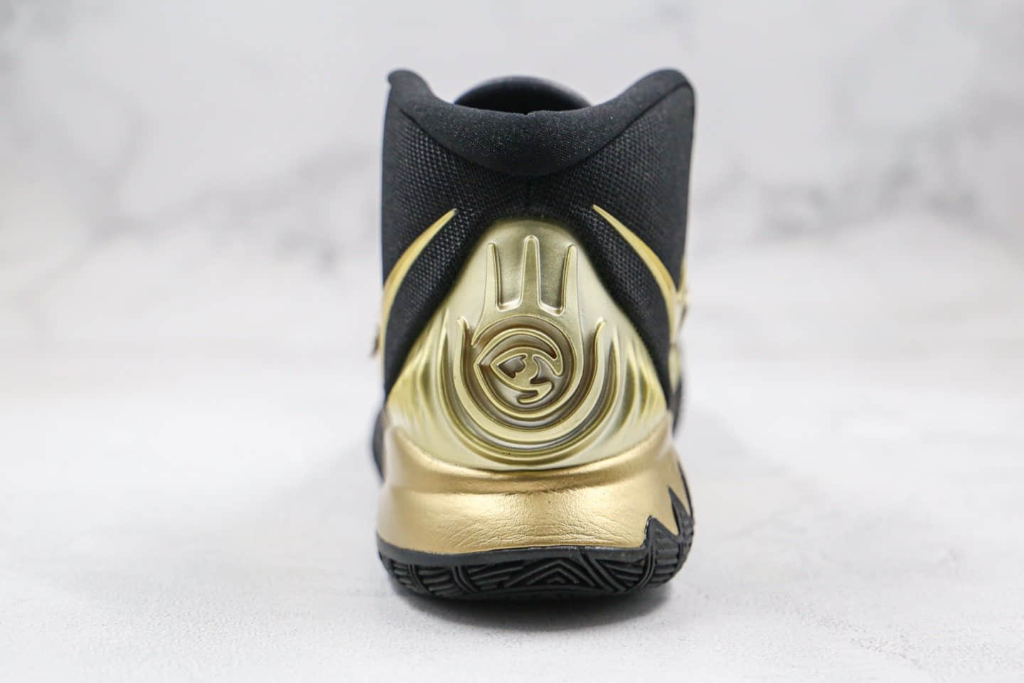耐克Nike Kyrie 6纯原版本欧文6代黑金色实战篮球鞋原档案数据开发内置气垫支持实战 货号:BQ4630-501