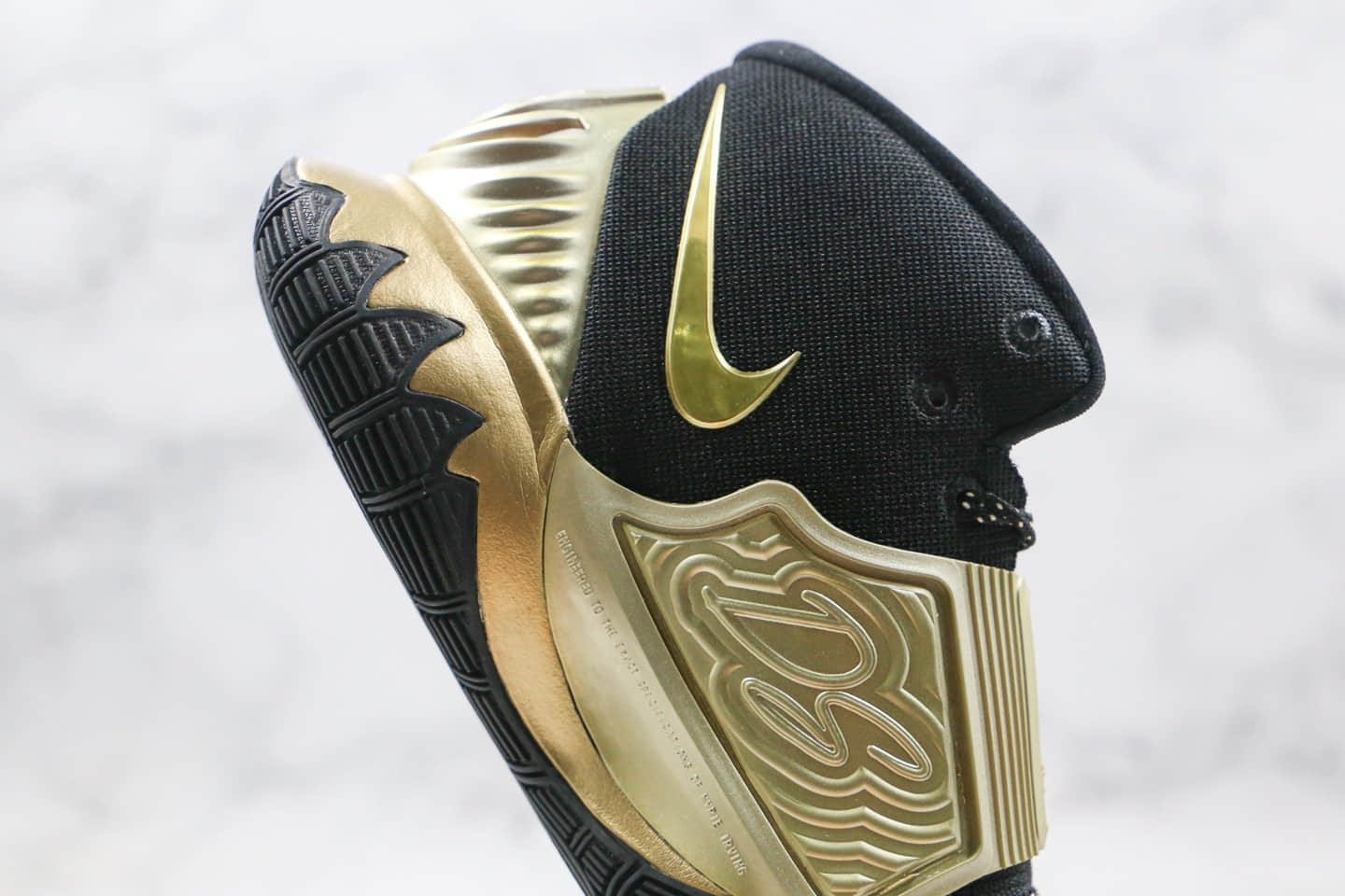 耐克Nike Kyrie 6纯原版本欧文6代黑金色实战篮球鞋原档案数据开发内置气垫支持实战 货号:BQ4630-501
