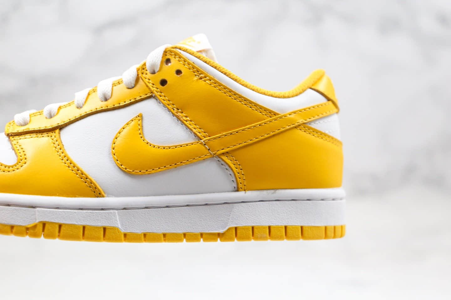 耐克Nike SB Dunk Low SP Syracuse 2020WHITE YELLOW纯原版本低帮SB板鞋黄白色原盒原标内置气垫 货号:CU1726-901