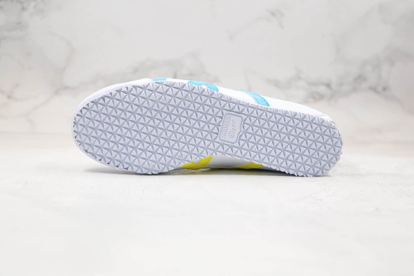 亚瑟士Asics Tiger Mexico 66鬼冢虎皮面休闲鞋四色鸳鸯黄蓝粉绿色原盒配件齐全 货号:B808K-0818