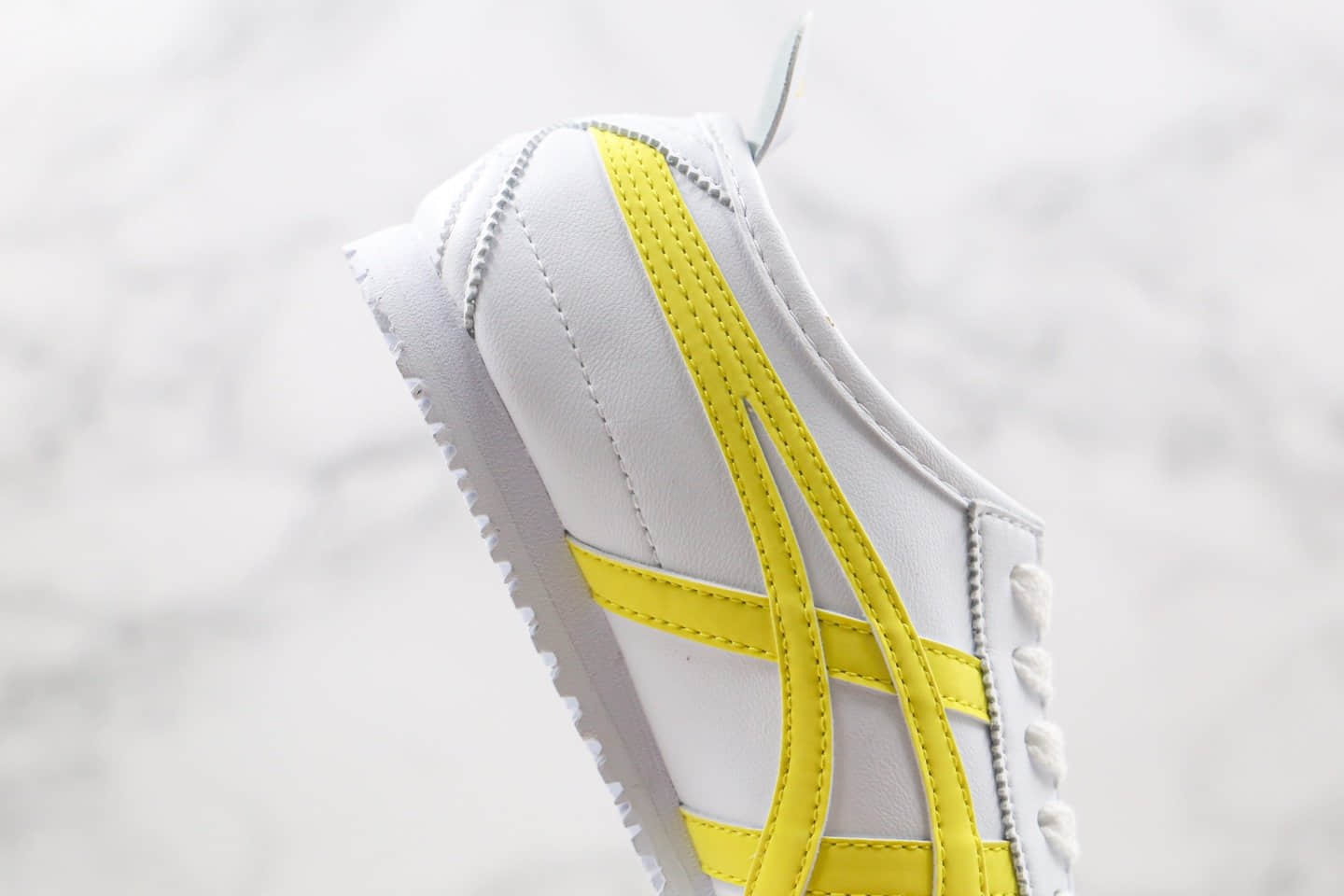 亚瑟士Asics Tiger Mexico 66鬼冢虎皮面休闲鞋四色鸳鸯黄蓝粉绿色原盒配件齐全 货号:B808K-0818
