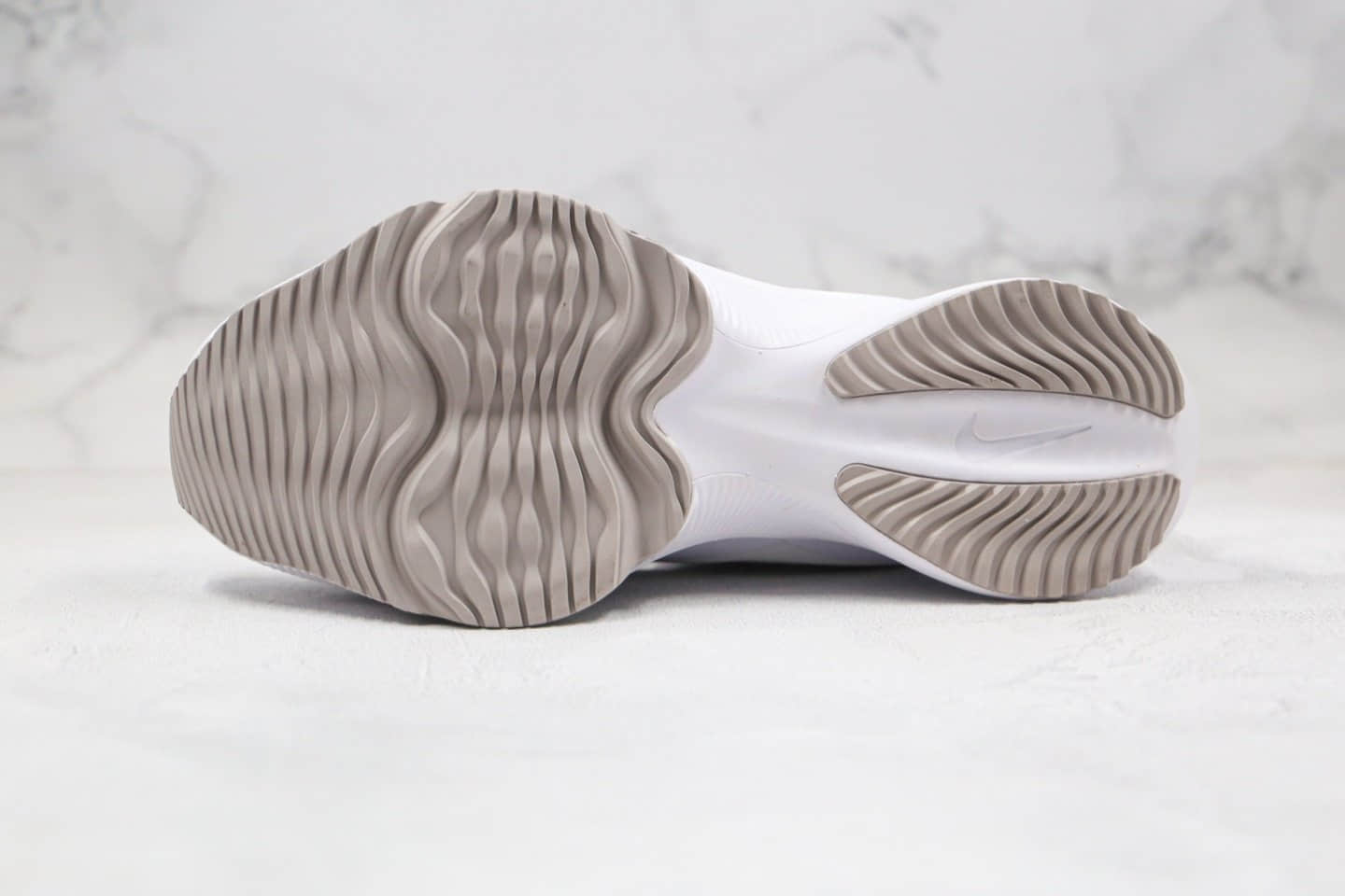 耐克Nike Air Zoom Alphafly NEXT%纯原版本马拉松气垫慢跑鞋白灰色内置复合纤维碳板 货号:CI9923-085