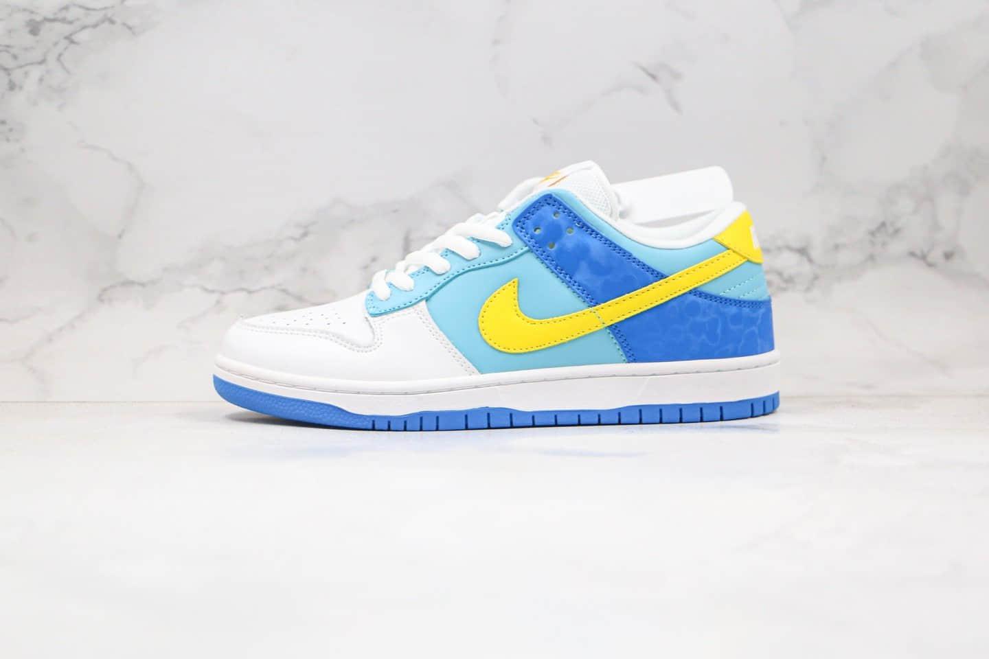 耐克Nike Dunk Low Pro纯原版本低帮SB DUNK板鞋蓝白黄色原楦头纸板打造 货号:309601-471