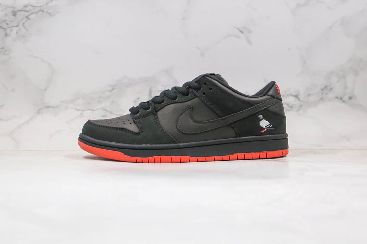 耐克Nike SB Dunk low Trd QS x Black Pigeon纯原版本低帮SB黑鸽子黑红色板鞋内置Zoom气垫 货号:883232-008