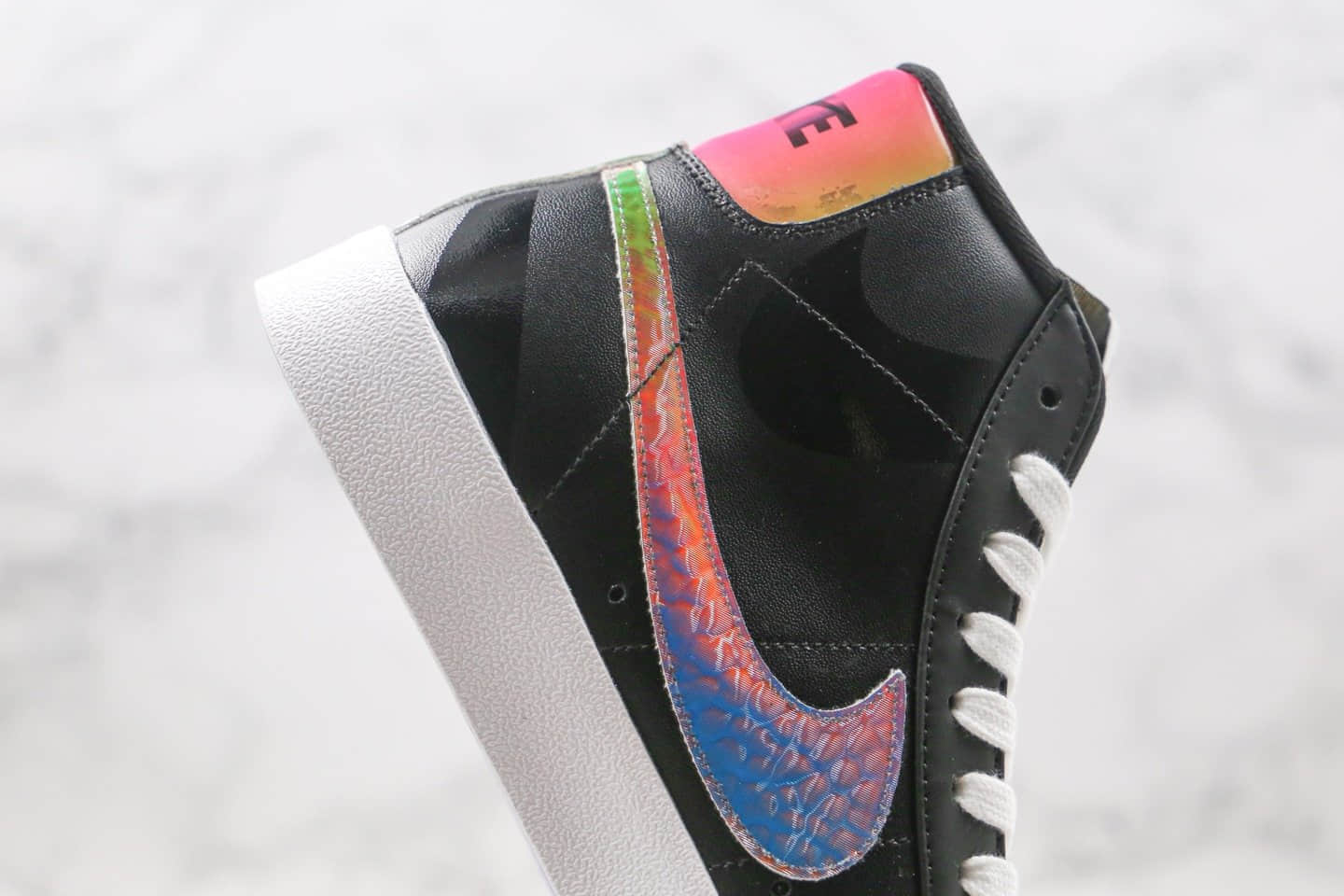 耐克NIKE BLAZER LOW The New Way纯原版本中帮开拓者黑彩虹炫彩夜光板鞋原楦头纸板打造 货号:CZ8653-036