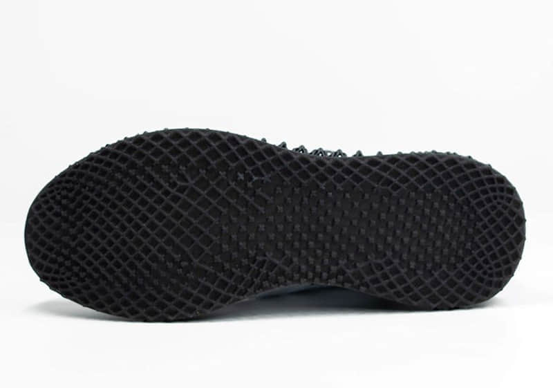 科幻跑鞋！adidas全新鞋型Y-3 Runner 4D IO首度曝光！