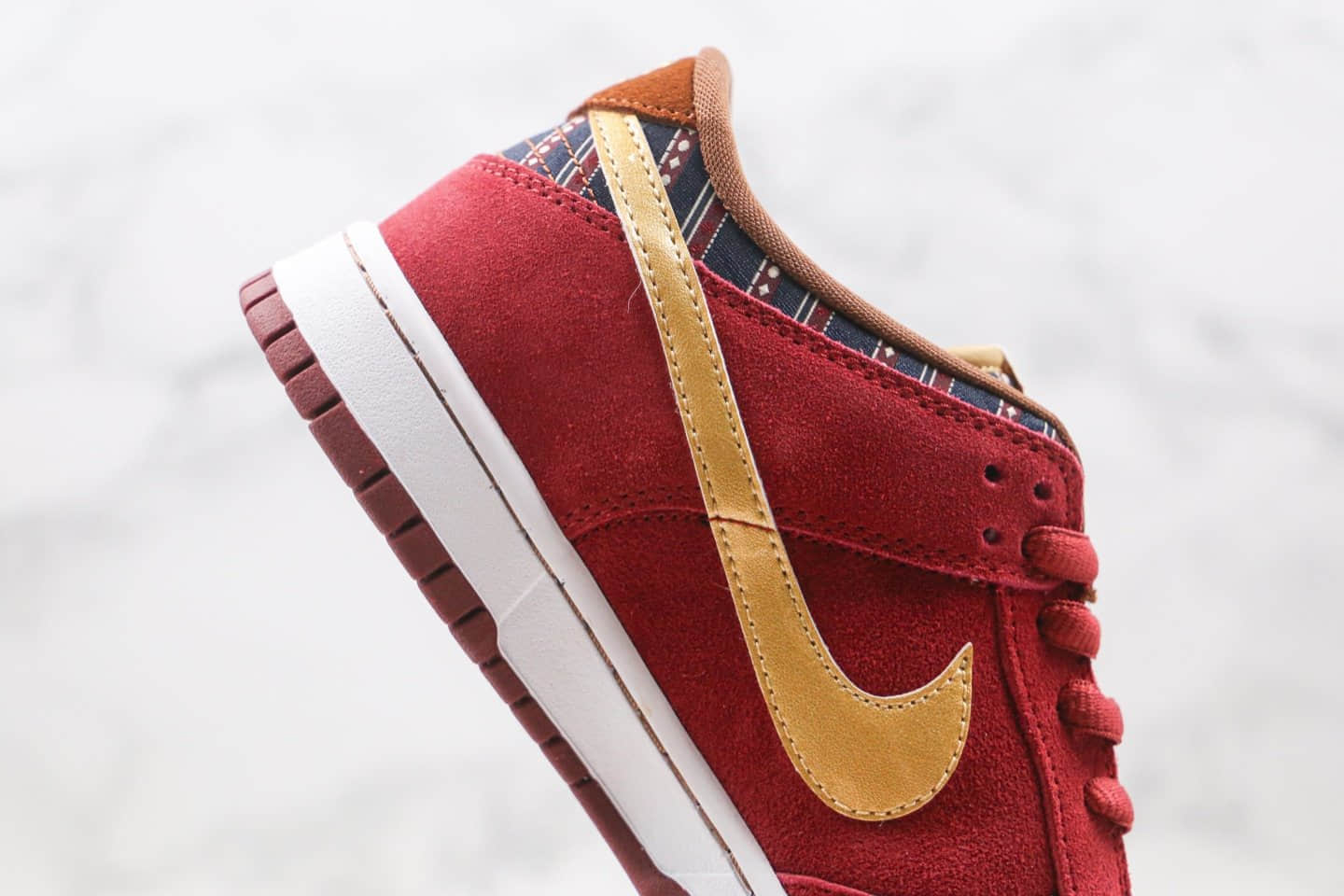 耐克Nike SB Dunk Low Anchorman纯原版本低帮SB板鞋王牌播音员联名款金红色内置Zoom气垫 货号:304292-672