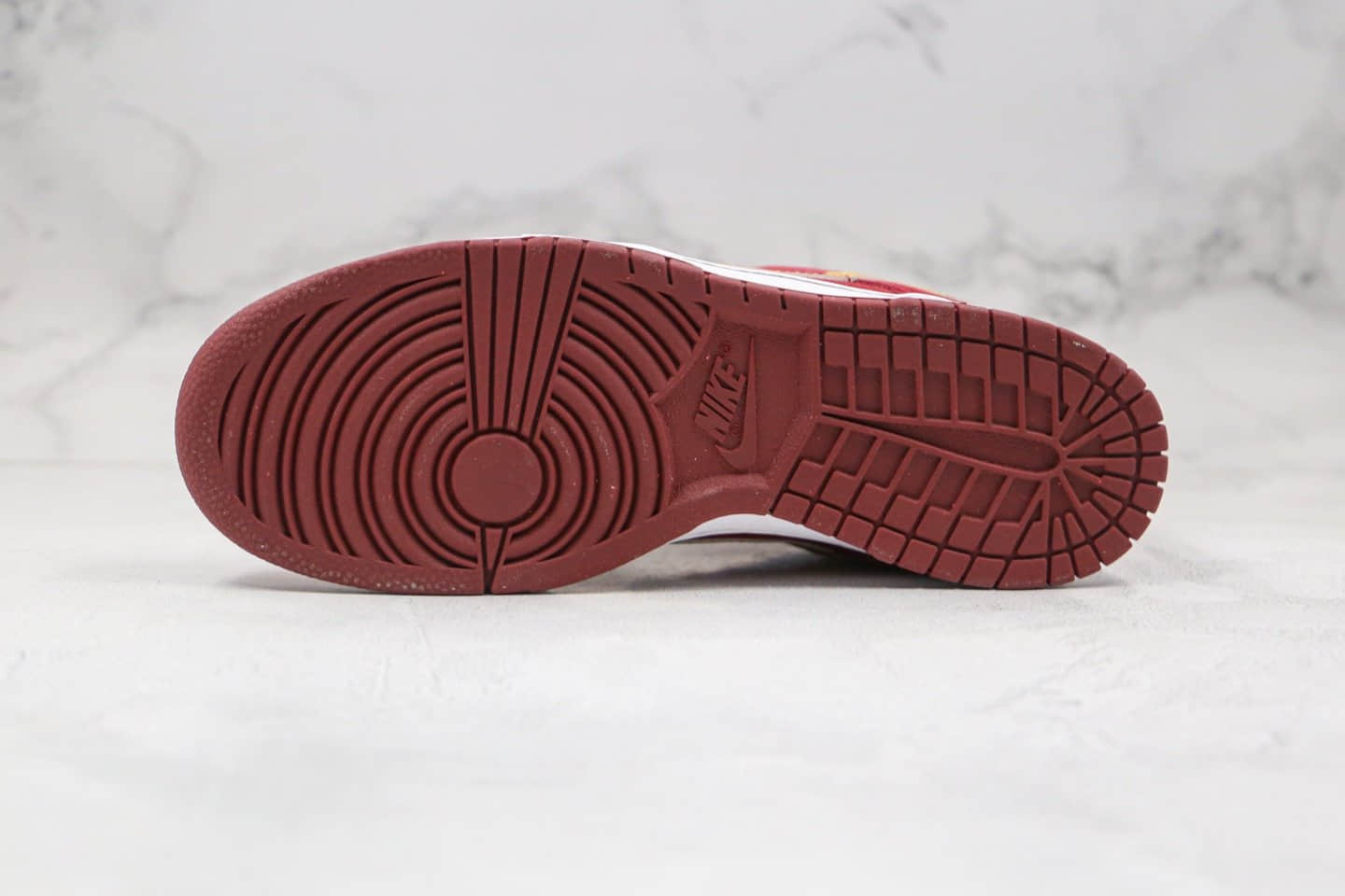 耐克Nike SB Dunk Low Anchorman纯原版本低帮SB板鞋王牌播音员联名款金红色内置Zoom气垫 货号:304292-672