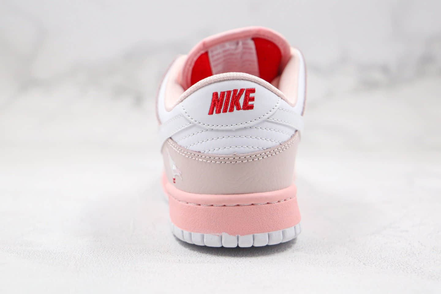 耐克Nike SB Dunk Low公司级版本低帮sb dunk板鞋粉鸽子樱花粉色内置Zoom气垫原盒原标 货号:BV1310-012