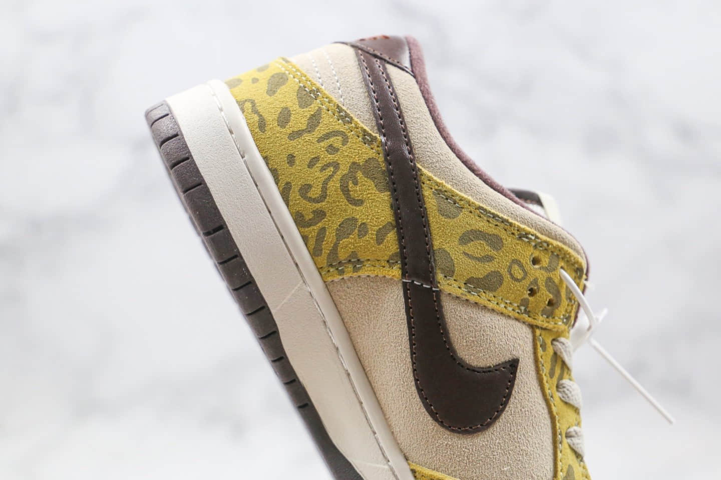 耐克Nike Dunk Low PRM Medium Curry纯原版本低帮SB DUNK动物园主题系列美洲豹配色板鞋内置Zoom气垫 货号:DD1390-100