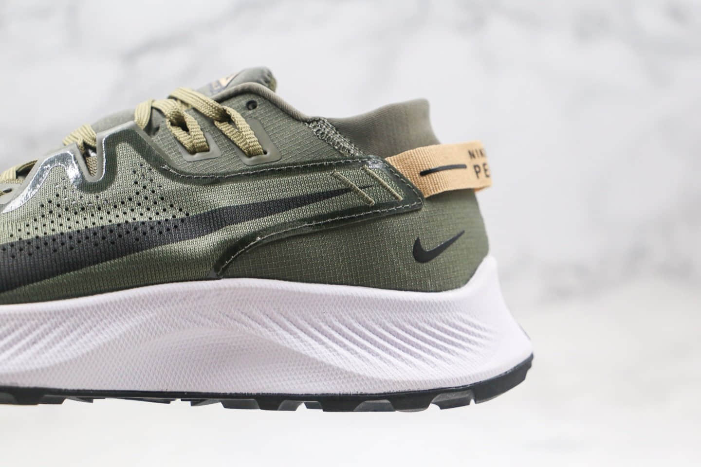 耐克Nike Zoom Pegasus Trall 2纯原版本登月系列超级飞马2代越野跑鞋橄榄绿配色原盒原标内置气垫 货号:CK4305-300