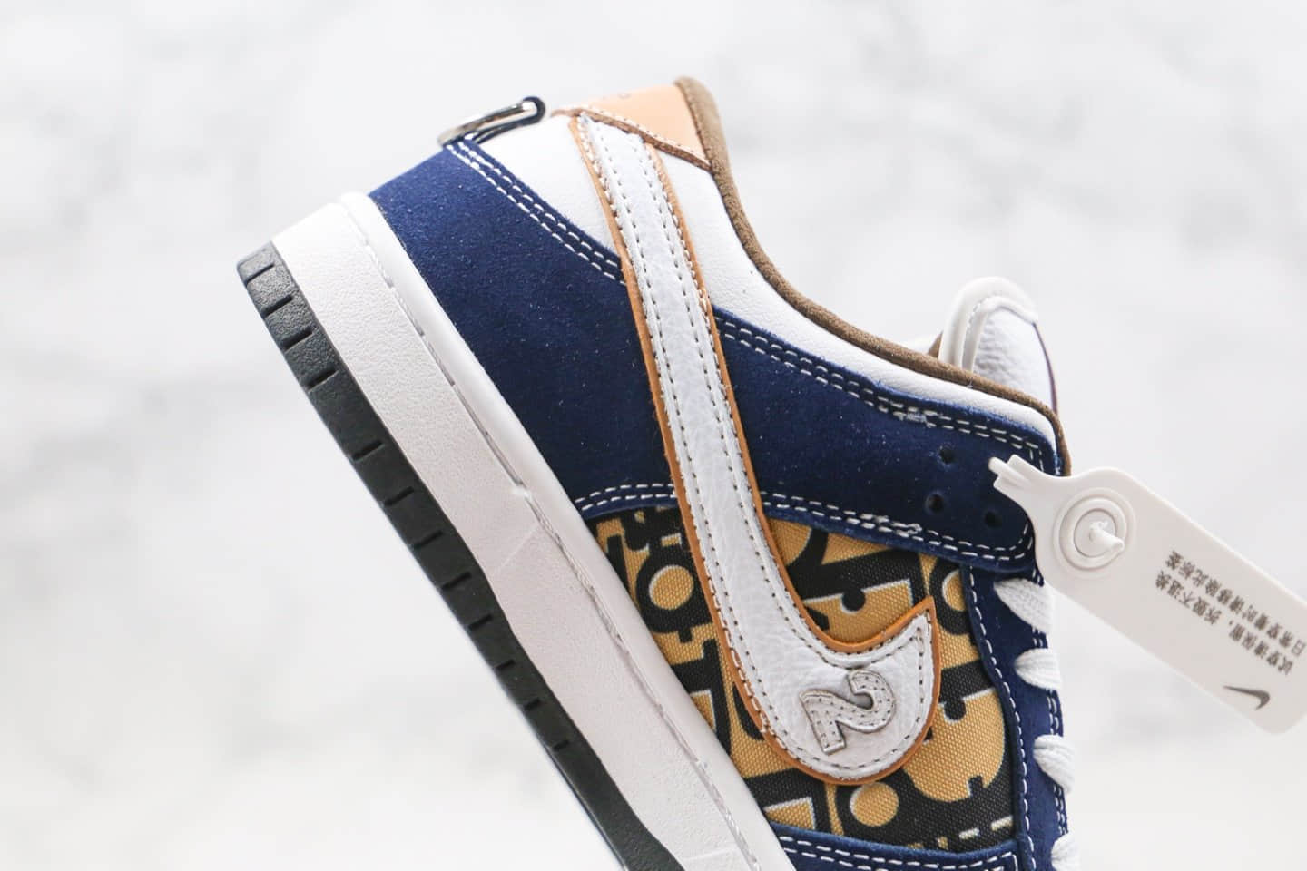 耐克Nike Dunk Low Pro x Dior纯原版本迪奥联名款低帮SB DUNK板鞋黑棕白色原盒原标内置气垫 货号:CU1727-222
