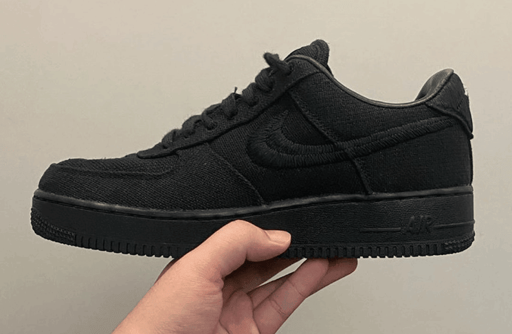 纯黑 Stussy x AF1实物图首度曝光！水钻logo奢华感十足！ (ID:51531) - 图片1