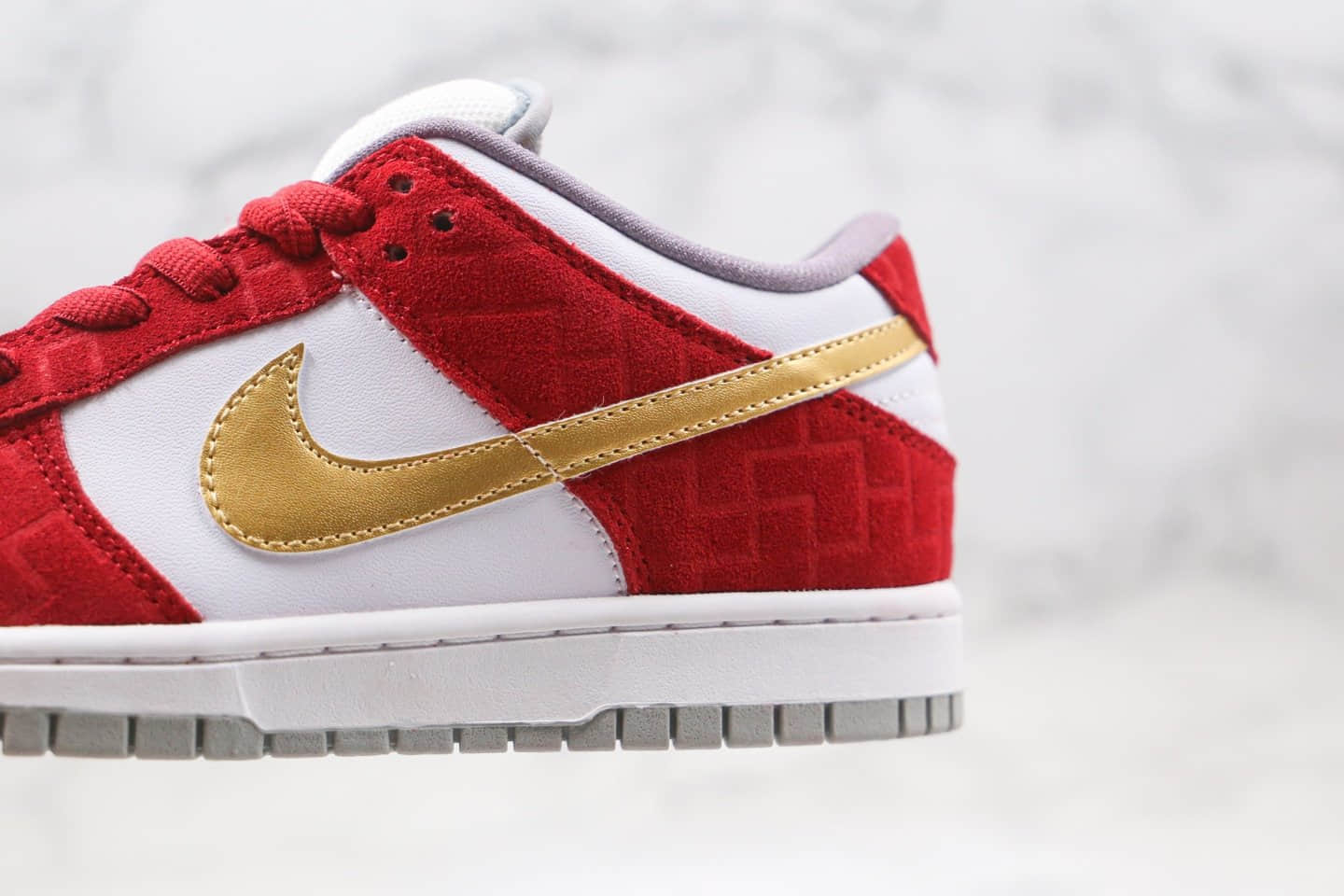 耐克Nike Dunk SB Low Shanghai纯原版本低帮SB板鞋上海限定头层牛皮 货号:304292-112