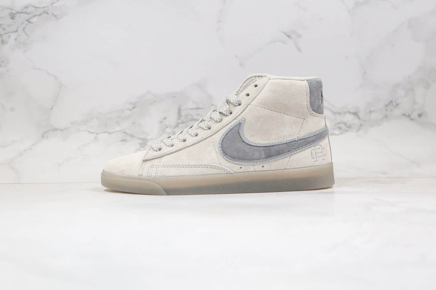 耐克Reigning Champ x Nike Blazer Mid Retro公司级版本卫冕冠军联名款中帮麂皮板鞋3M反光浅灰色原材打造 (ID:52533) - 图片1