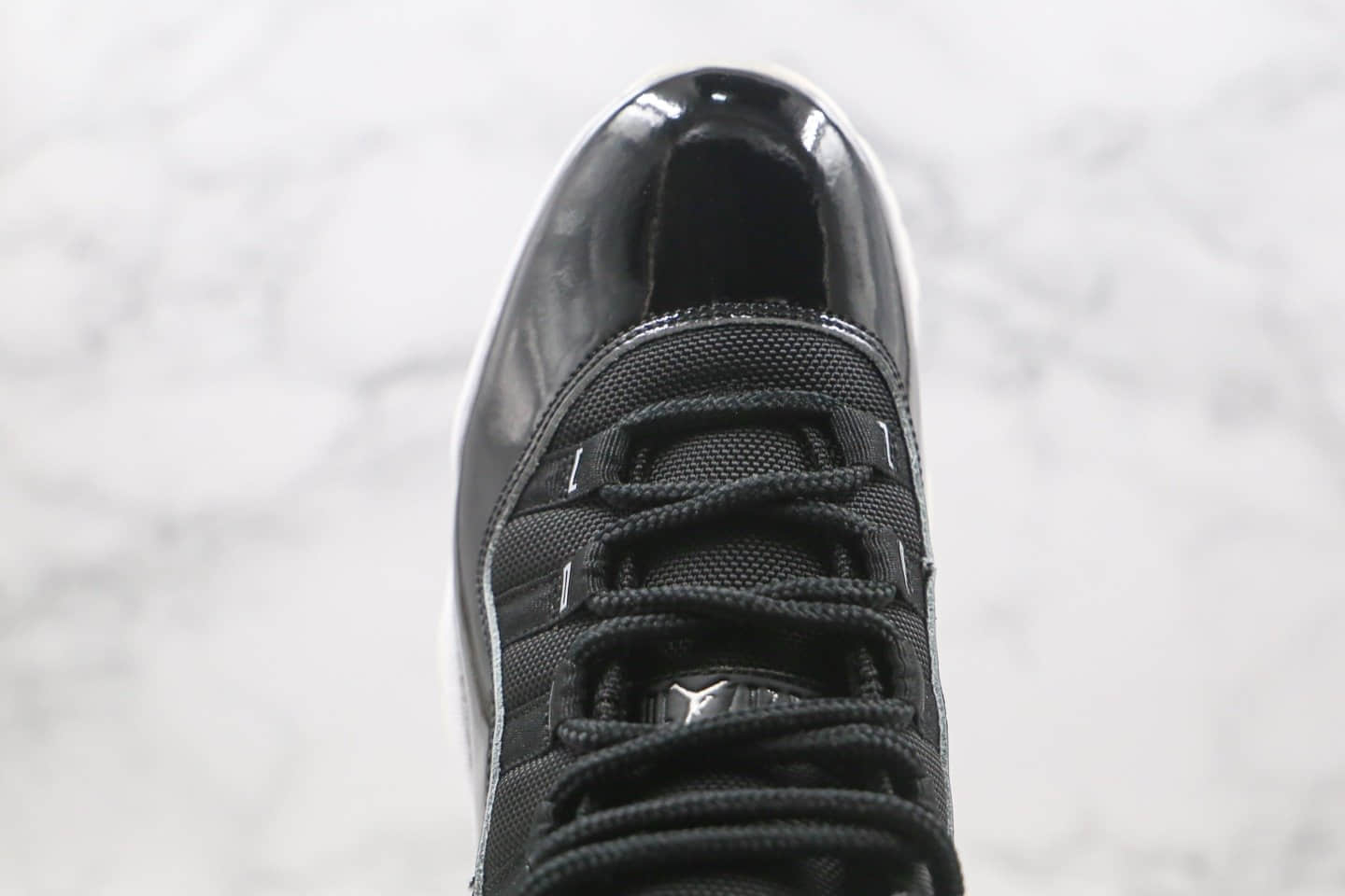 乔丹Air Jordan 11 Silver Eyelets纯原版本高帮AJ11大魔王2.0黑白银色篮球鞋内置真实碳板 货号:CT8012-011