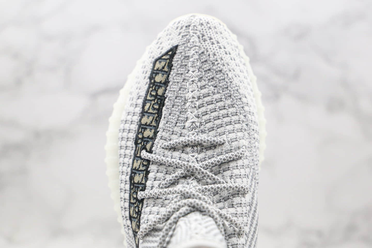 阿迪达斯Dior x adidas Yeezy Boost 350 V2纯原版本迪奥联名椰子350白灰老花巴斯夫真爆 货号:FC6607