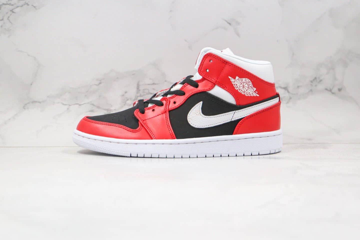 乔丹Air Jordan 1 Mid纯原版本中帮AJ1芝加哥配色内置气垫原盒原标 (ID:54552) - 图片1