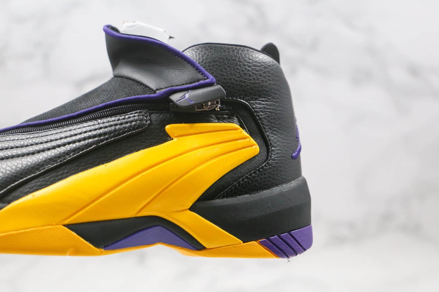 乔丹Air Jordan JUMPMAN Swift纯原版本艾迪·琼斯拉链款Swift黑黄色篮球鞋原档案数据开发 货号:AT2555-007