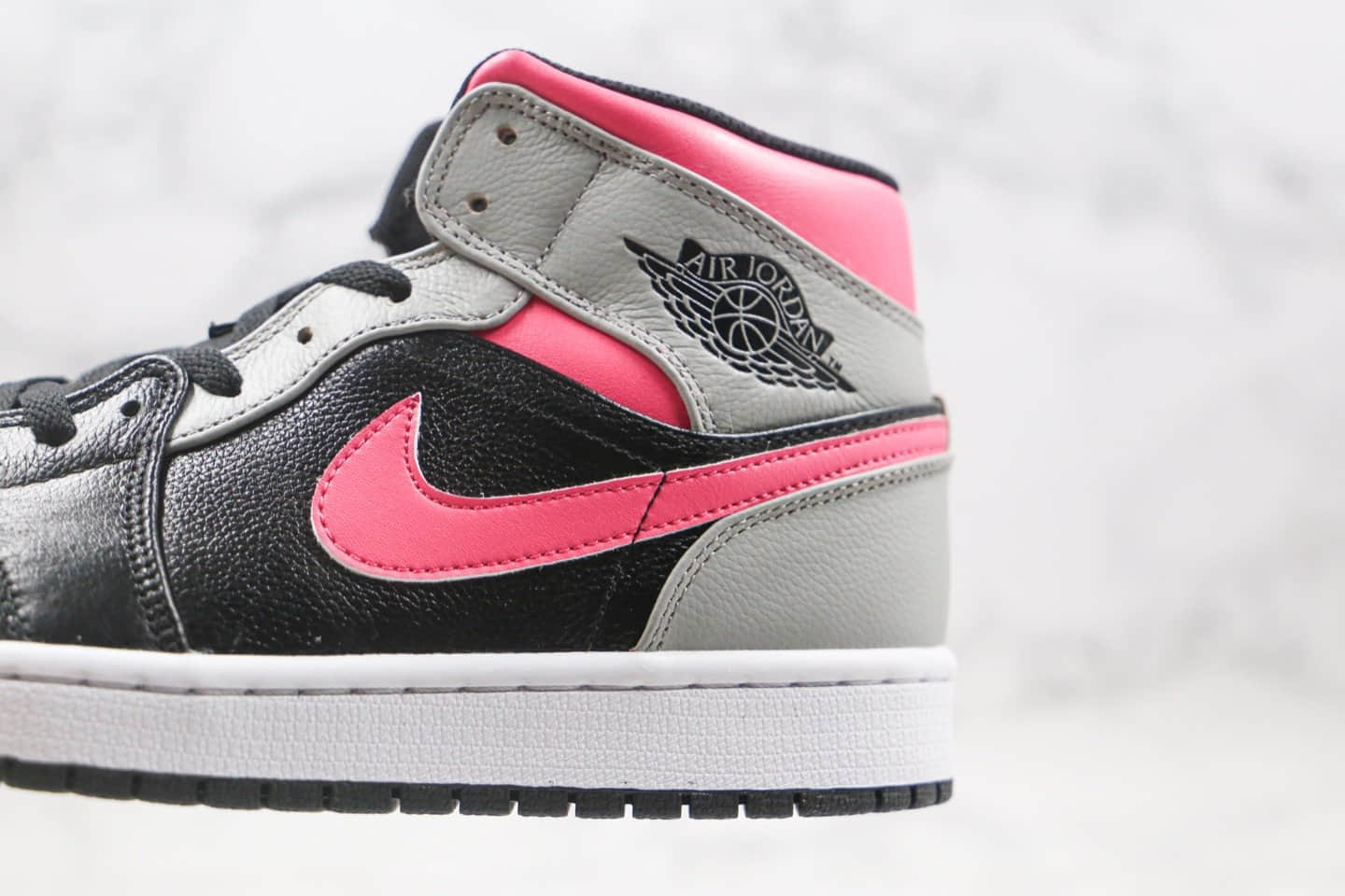 乔丹Air Jordan 1 Mid Pink Shadow纯原版本中帮AJ1黑灰粉色篮球鞋原档案数据开发 货号:554724-059