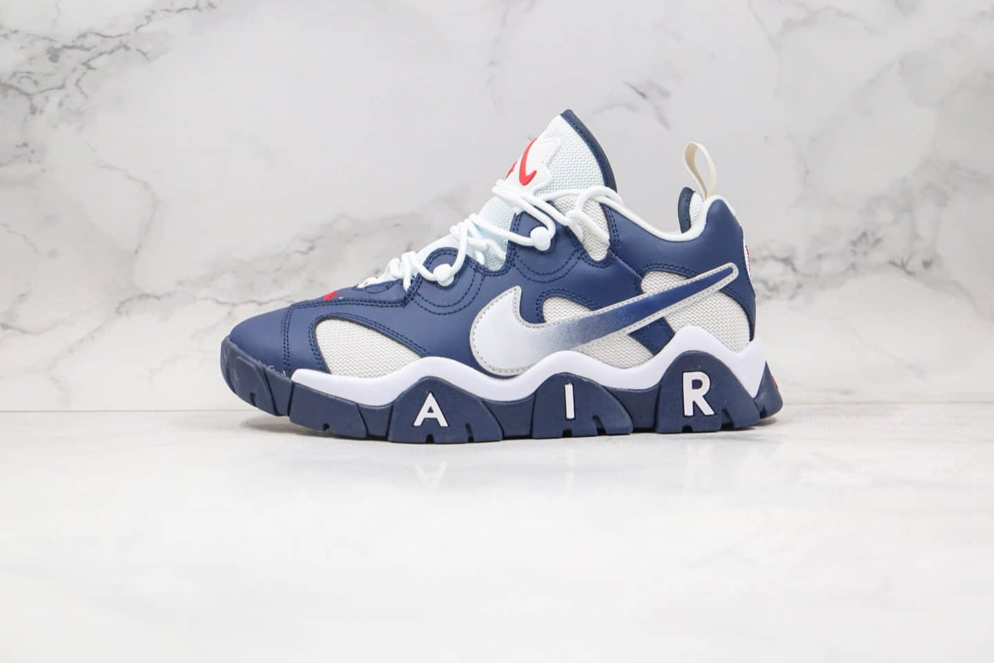 耐克Nike Air Barrage纯原版本皮蓬平替橄榄球训练鞋渐变蓝白色原楦开模 货号:CN0060-400