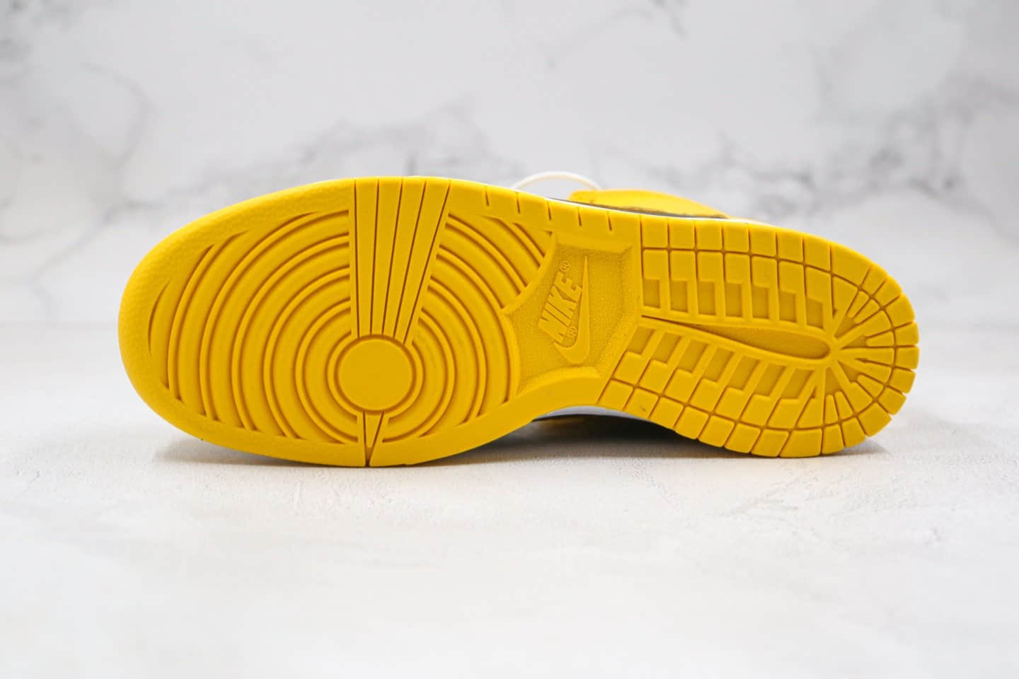 耐克Nike Dunk High SP“Varsity Maize”纯原版本SB板鞋高帮黑黄色原档私模大底 货号:CZ8149-002