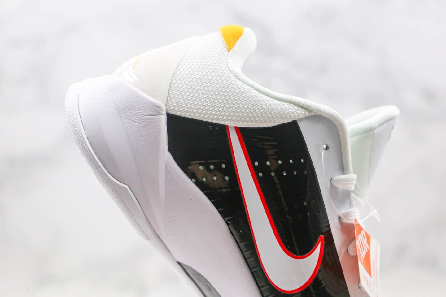 耐克Nike Kobe 5 Protro“ Alternate Bruce Lee”纯原版本科比5代男子实战篮球鞋李小龙黑白配色内置碳板 货号:CD4991-101