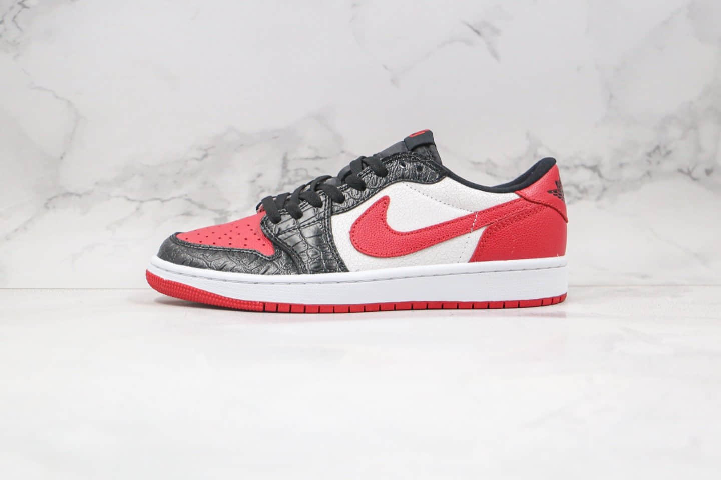 乔丹Air Jordan 1 Low纯原版本低帮AJ1蛇纹白黑红色篮球鞋原档案数据开发 货号:CW0192-200