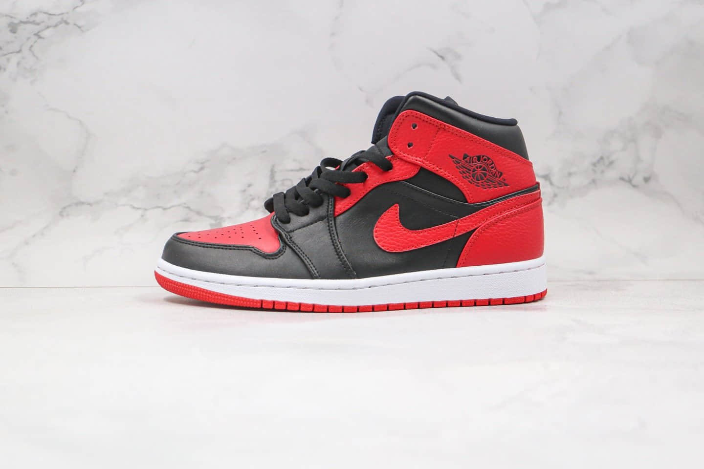 乔丹Air Jordan 1 Mid Bred纯原版本中帮AJ1黑红小禁穿原档案数据开发 (ID:56141) - 图片1