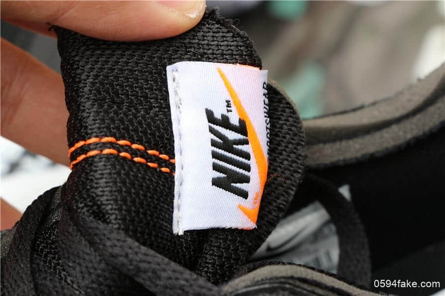 耐克联名款Off-White x Nike Air Max 90 2.0黑白公司级牛巴革鞋身搭配网格面材质 货号:AA7293-001