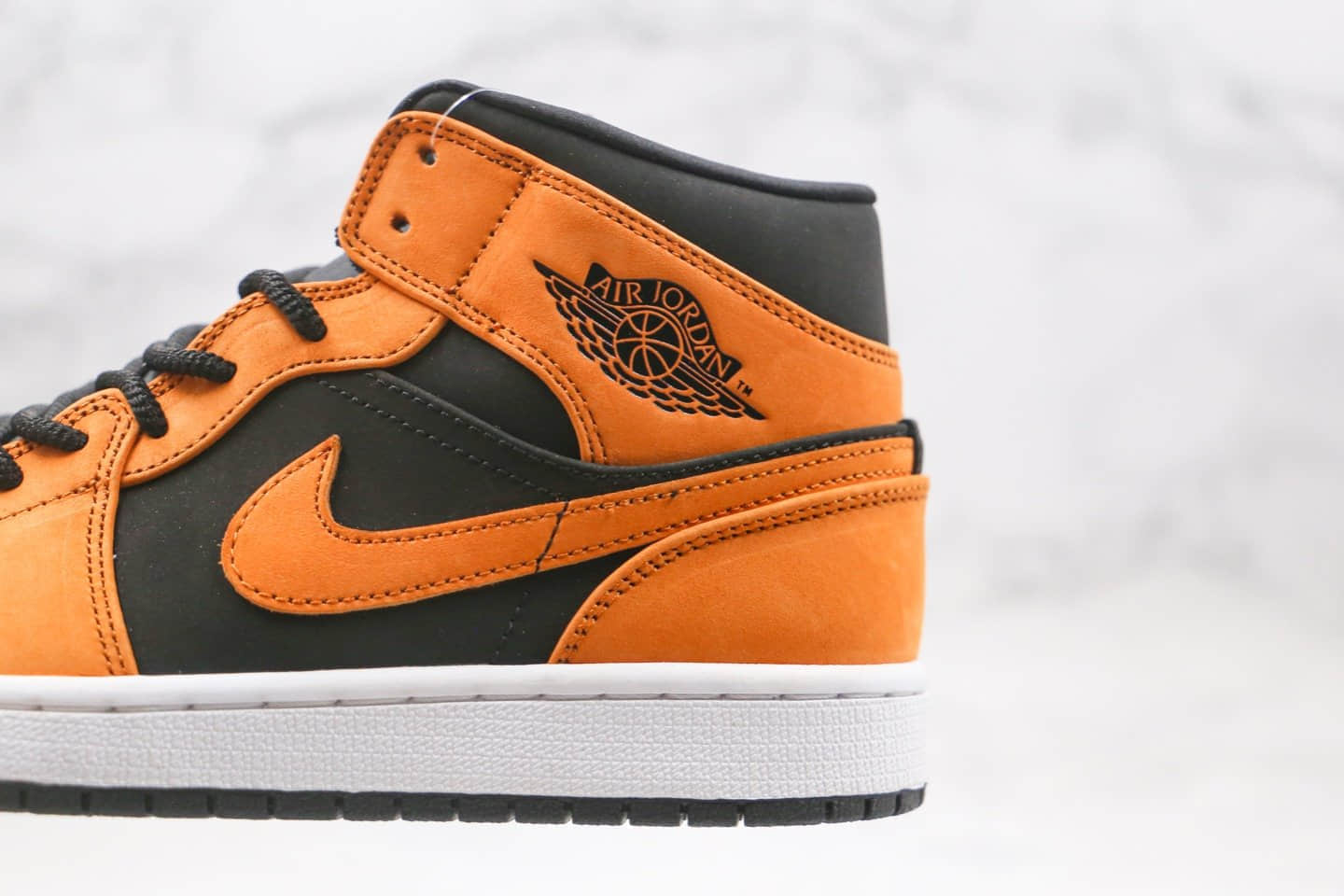 乔丹Air Jordan 1 Mid Wheat纯原版本中帮AJ1砂石小麦黑棕色原盒原标原楦头纸板打造 货号:DB5453-700