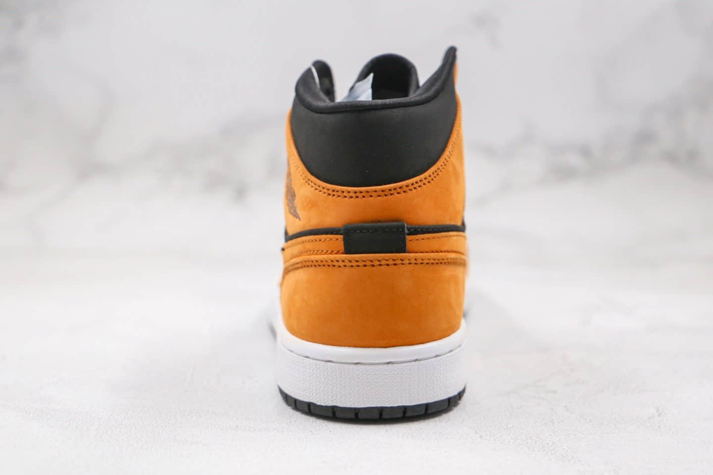 乔丹Air Jordan 1 Mid Wheat纯原版本中帮AJ1砂石小麦黑棕色原盒原标原楦头纸板打造 货号:DB5453-700