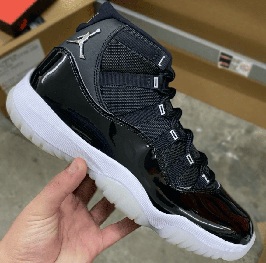 AJ11“25周年纪念”配色最新实物图释出！“大魔王2.0”没跑了！ (ID:57629) - 图片1