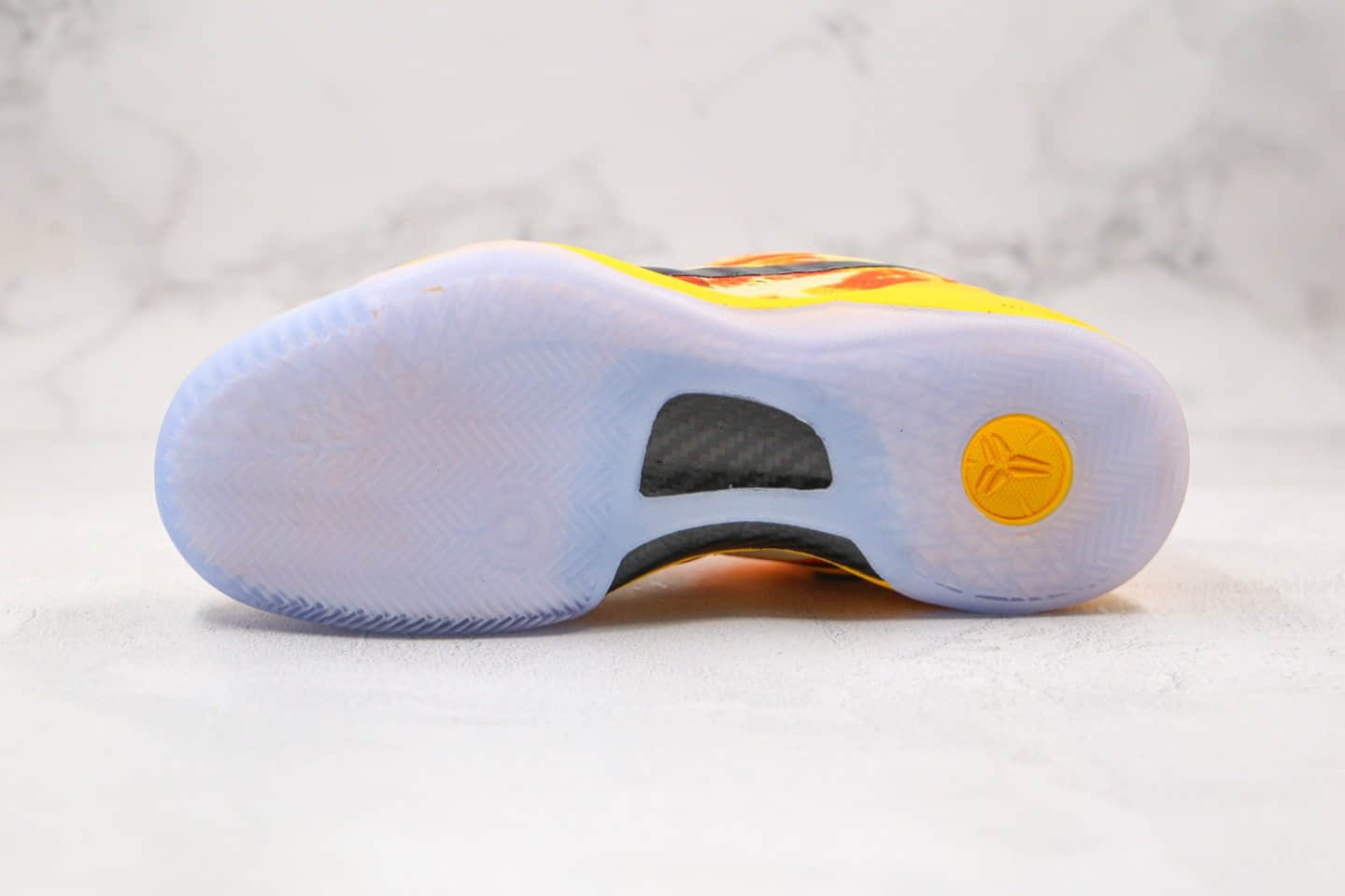 耐克Nike Kobe 8 Shanghai Fireworks纯原版本科比8代篮球鞋上海火花配色原档案数据开发 货号:555035-800