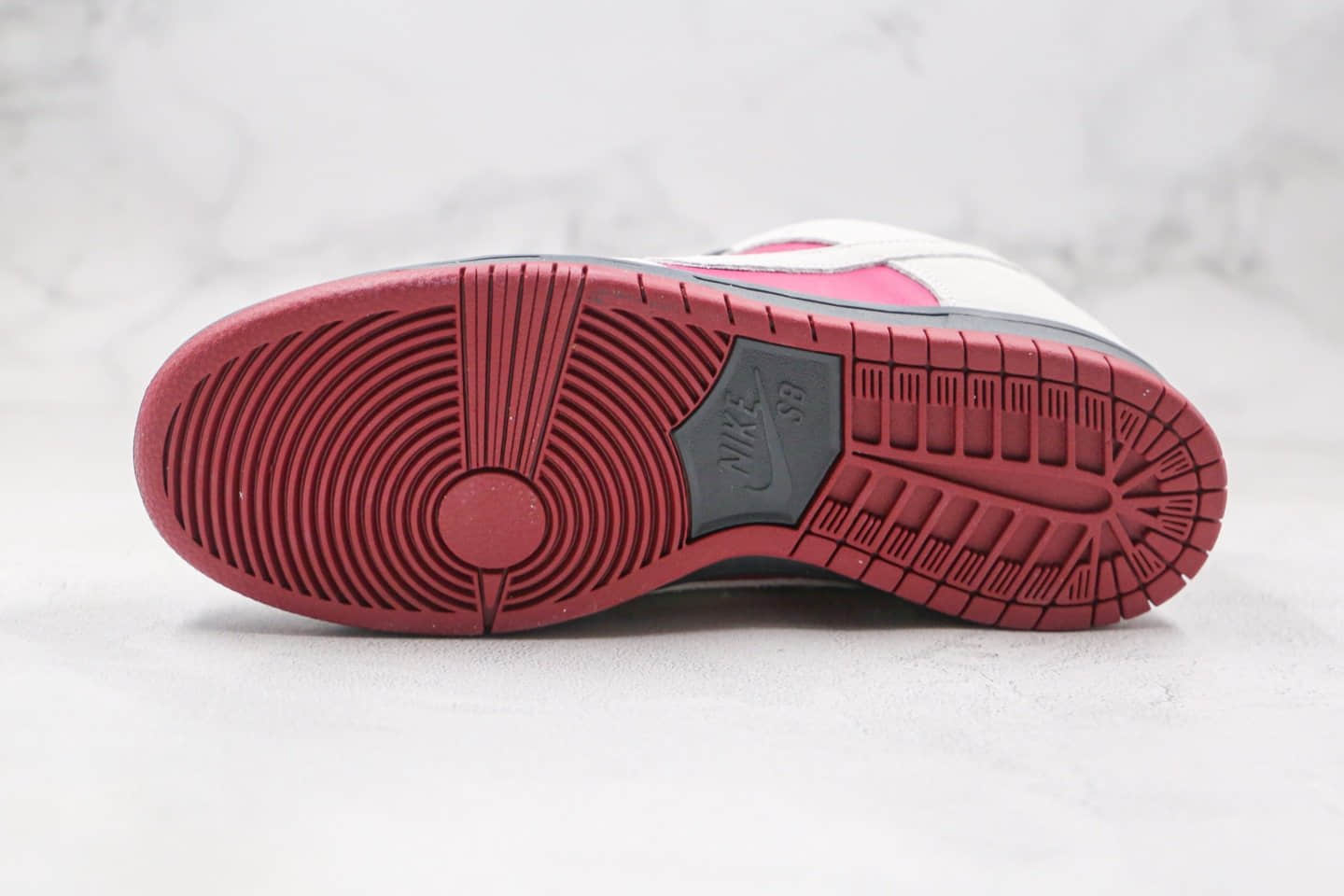 耐克Nike Dunk Low SB True Berry公司级版本低帮SB板鞋波尔多原鞋开发 货号:BQ6817-001